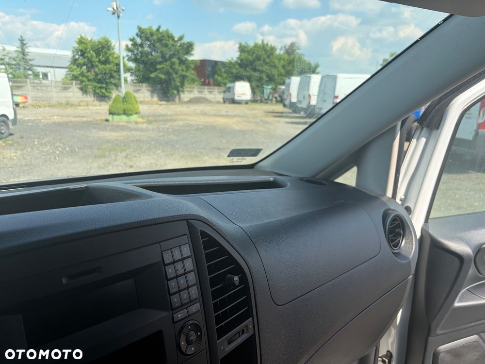Mercedes-Benz Vito - 22
