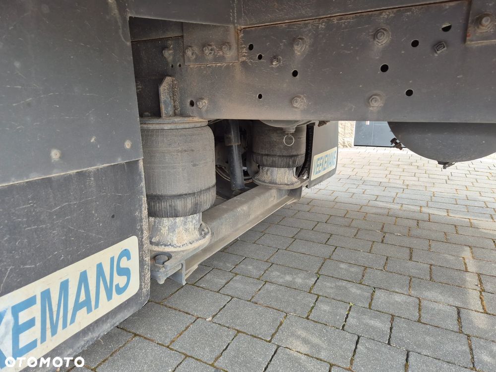 DAF LF - 18