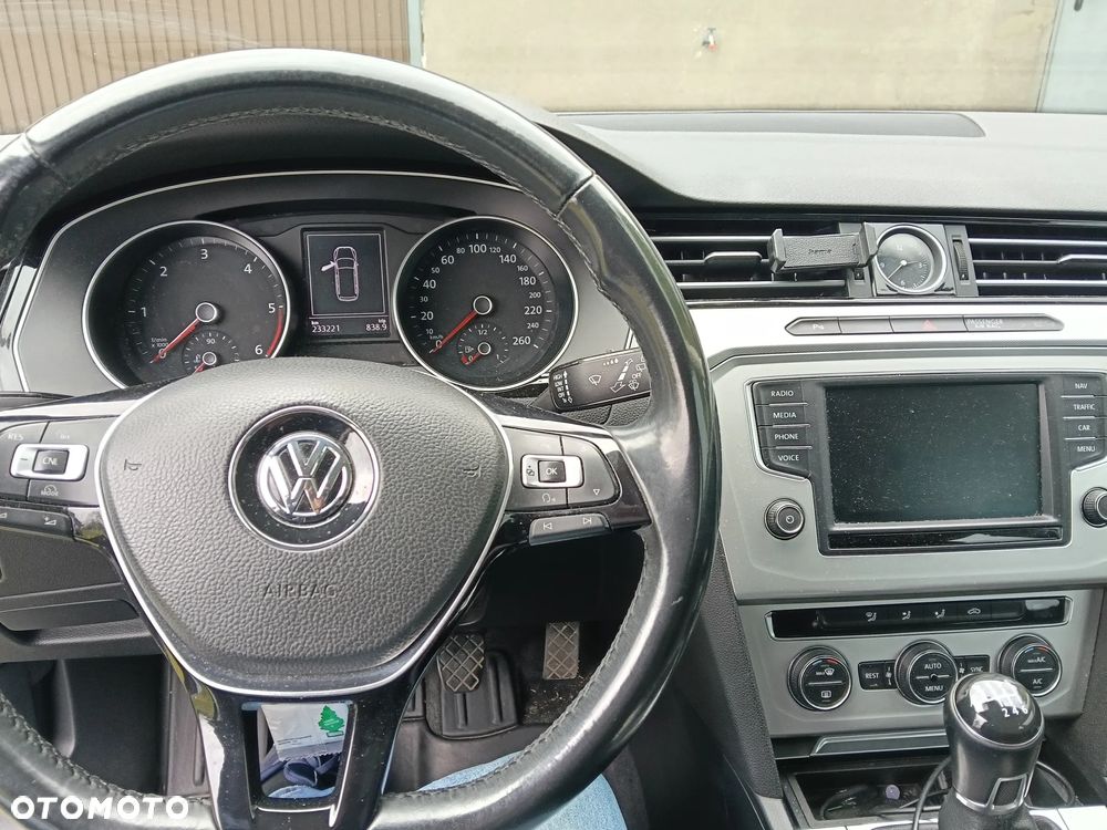 Volkswagen Passat 2.0 TDI BMT Comfortline - 7
