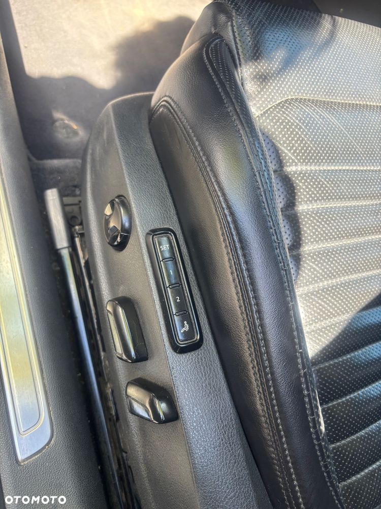 Volkswagen Passat 2.0 TDI BMT Highline - 10