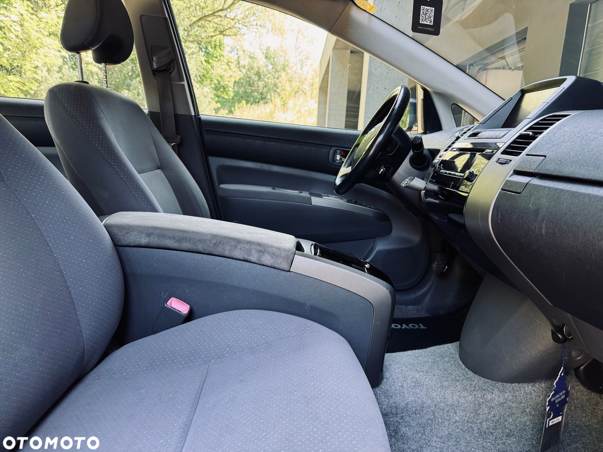 Toyota Prius - 12