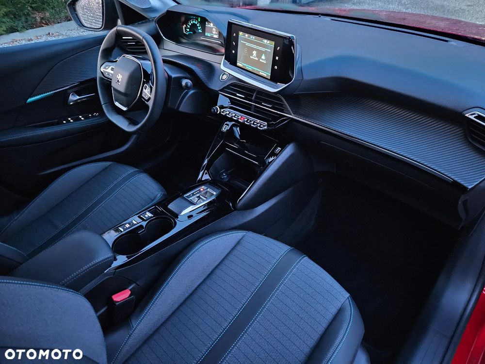 Peugeot 208 Allure - 6