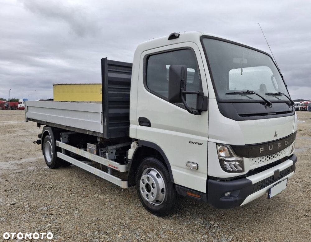 Mitsubishi FUSO CANTER 7C18 / WYWROTKA 3-STRONNA / DUŻA ŁADOWNOŚĆ 4075 KG / TYLKO 12 TYS. KM PRZEBIEGU / POLSKI SALON / DOSTĘPNE 2 SZTUKI !! - 1