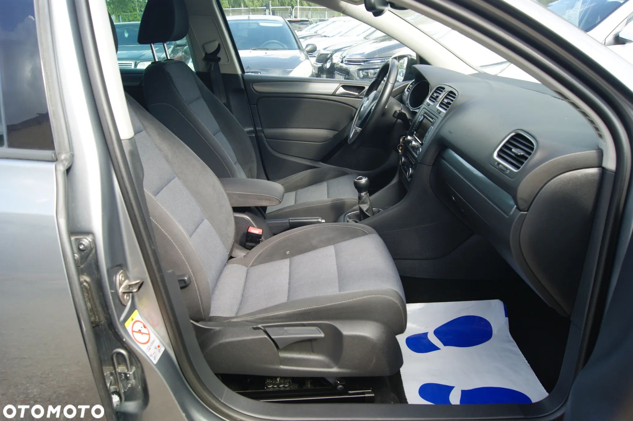 Volkswagen Golf 1.2 TSI BlueMotion Technology Style - 32