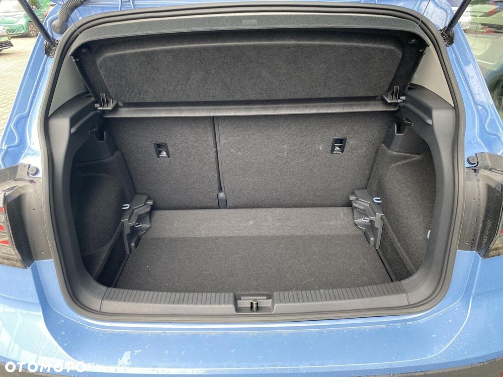Volkswagen T-Cross - 33