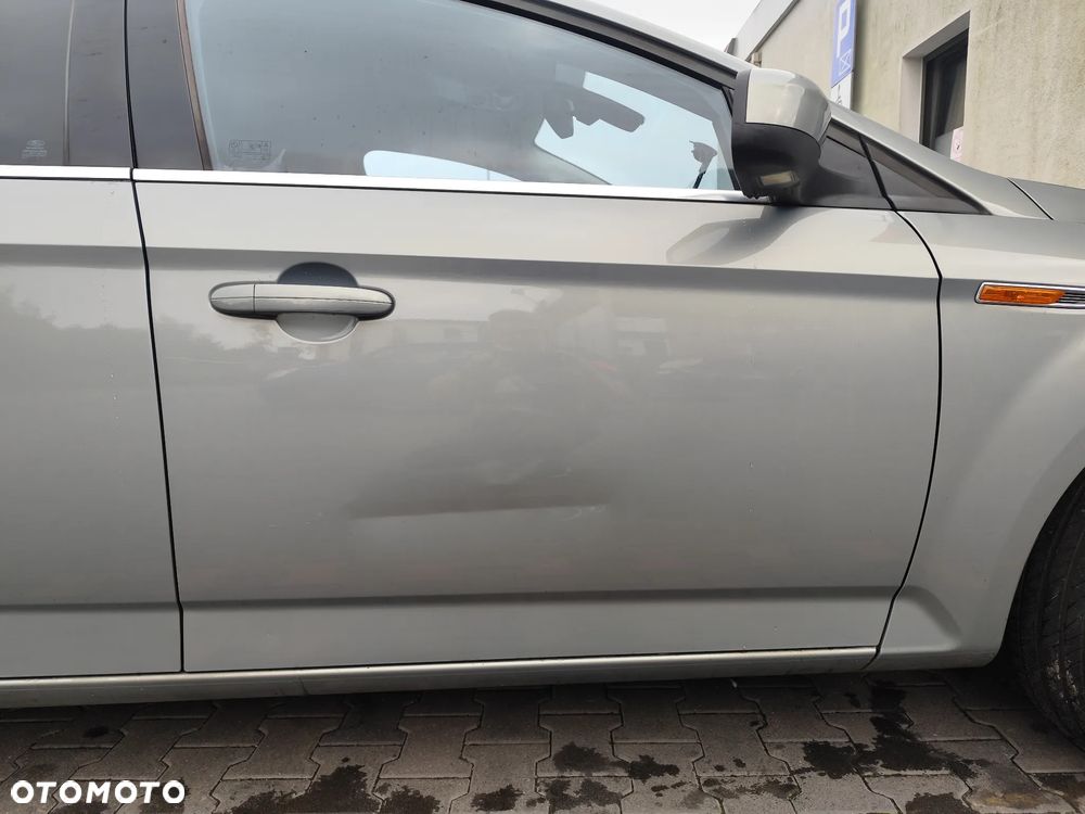Ford Mondeo - 8
