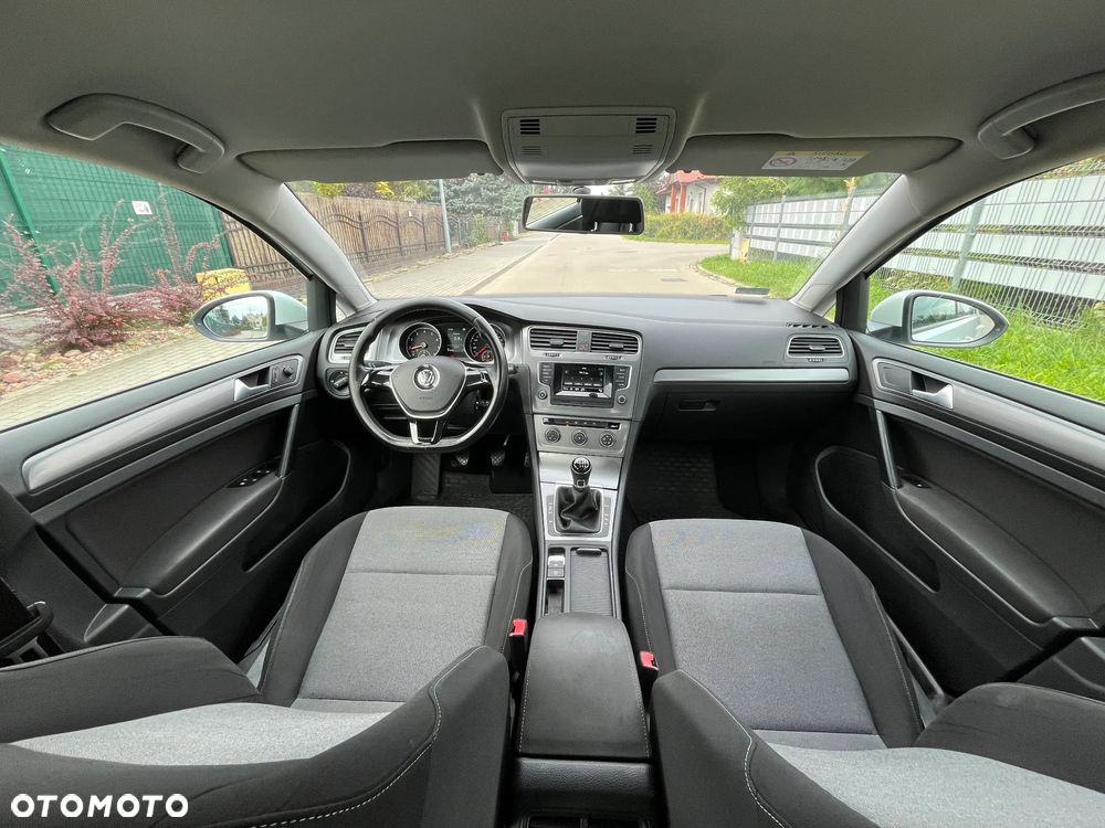 Volkswagen Golf VII 1.2 TSI BMT Trendline - 18