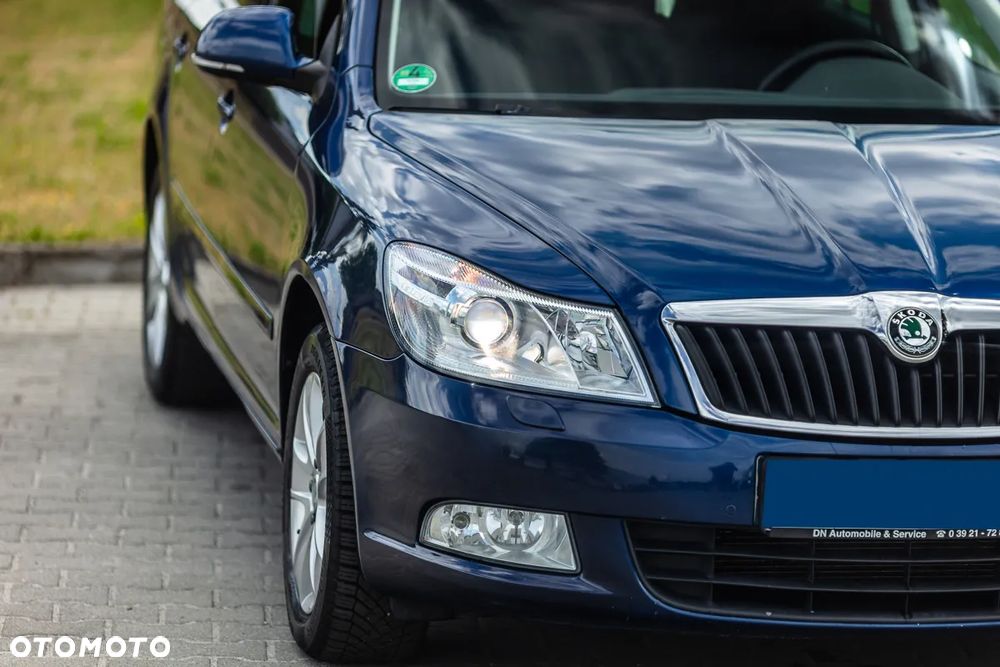 Skoda Octavia 2.0 TDI DPF DSG Elegance - 10