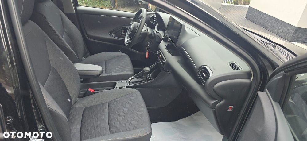 Toyota Yaris 1.5 Premium CVT - 18