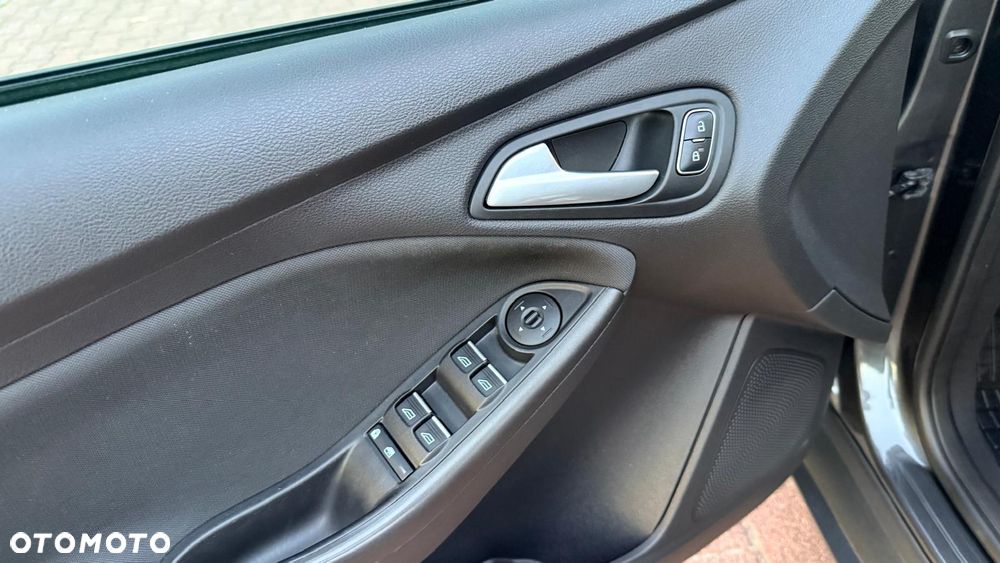 Ford Focus 1.0 EcoBoost Gold X (Trend) - 21
