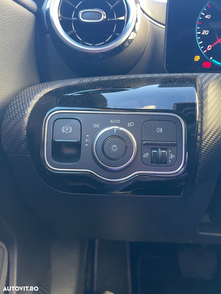 Mercedes-Benz CLA - 11