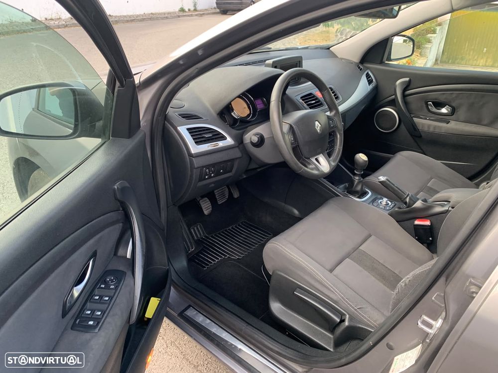 Renault Mégane Sport Tourer 1.5 dCi Dynamique S - 8