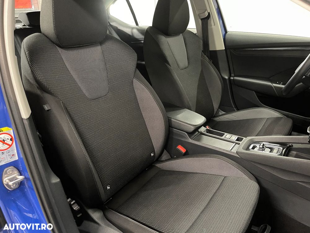 Skoda Octavia 2.0 TDI DSG Ambition - 10