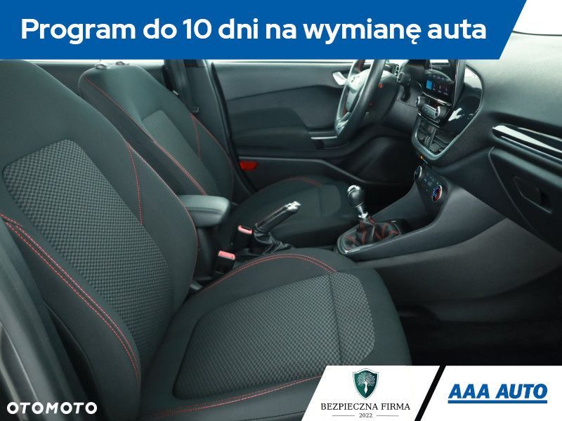 Ford Fiesta - 9