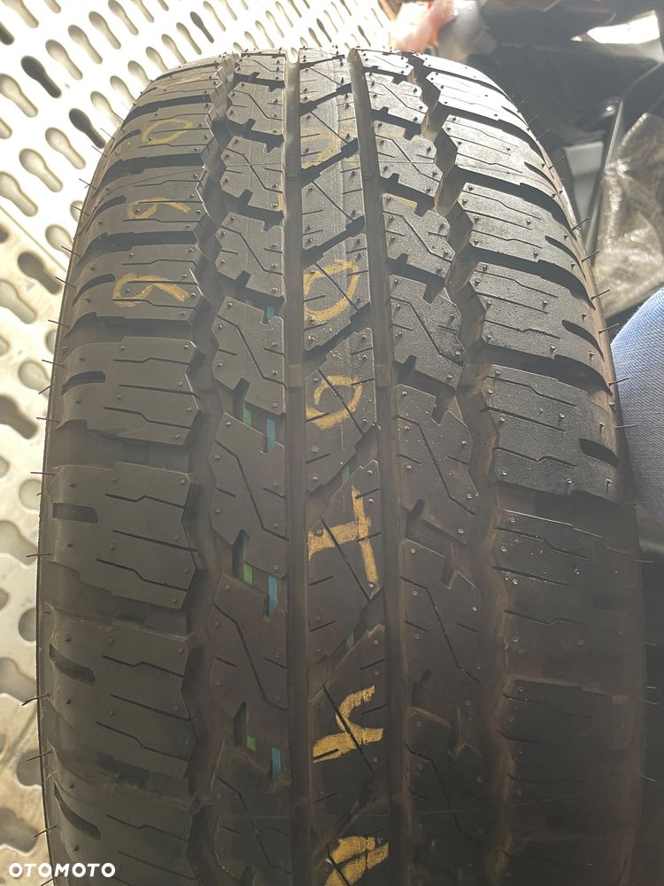Opony Bridgestone Dueler A/T 265/65 R17 - 4
