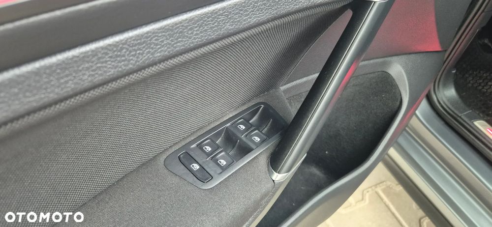 Volkswagen Golf 2.0 TSI GTI DSG - 11