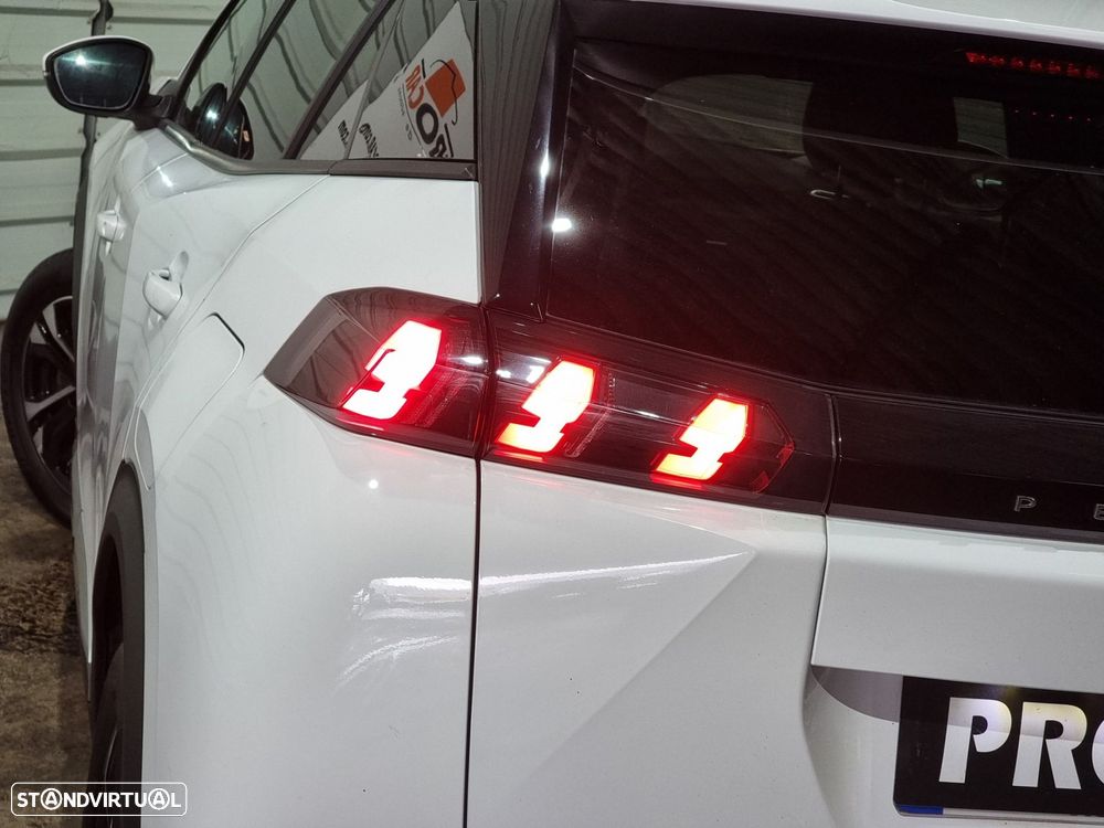 Peugeot 2008 1.5 BlueHDi Allure Pack EAT8 - 26