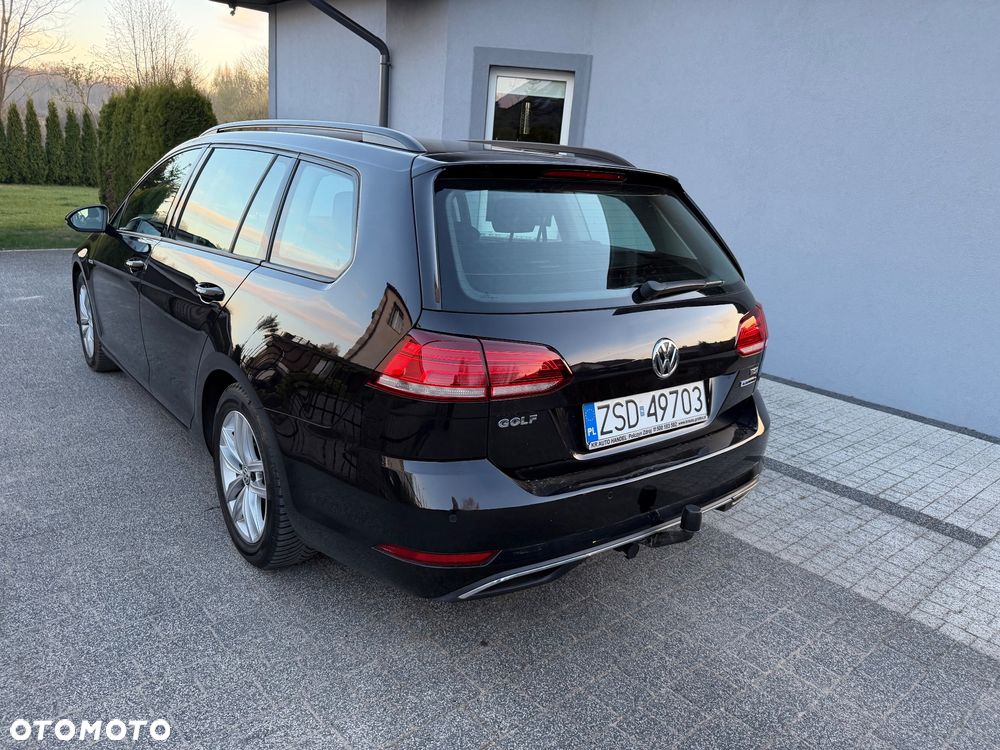 Volkswagen Golf 1.5 TSI BlueMotion ACT DSG Highline - 3