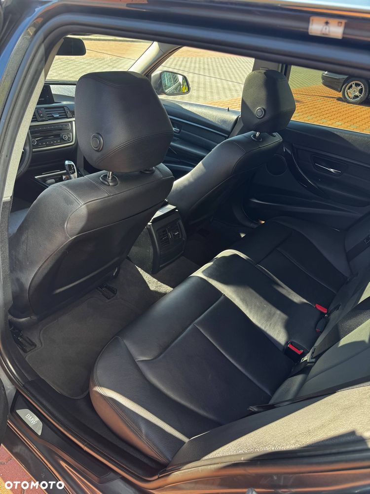 BMW Seria 3 - 12