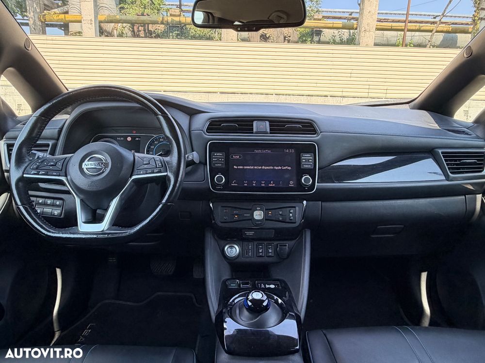 Nissan LEAF 62 kWh e+ N-Connecta - 7