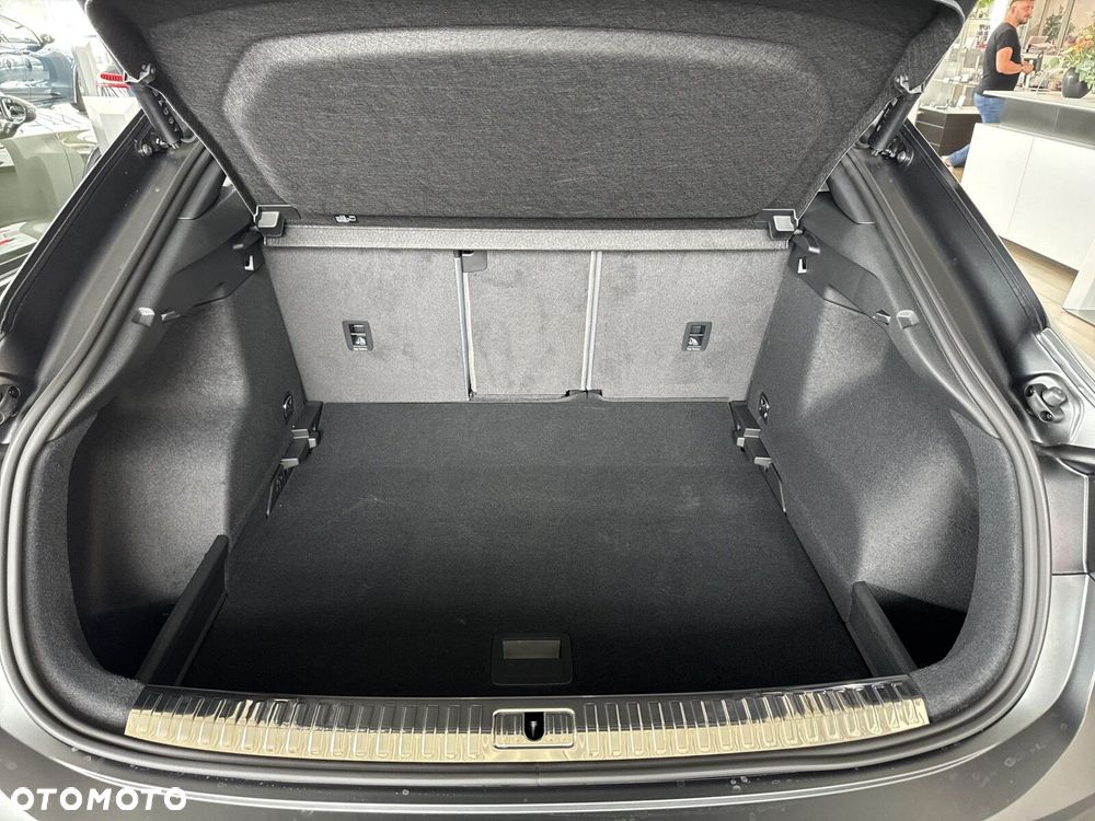 Audi Q3 Sportback - 38