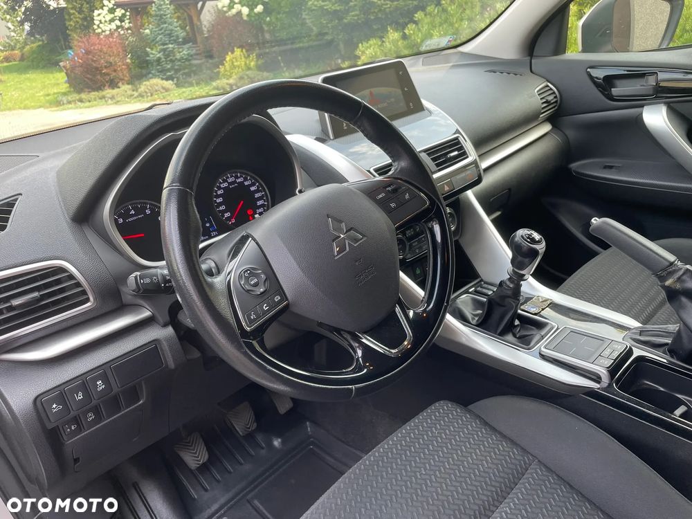 Mitsubishi Eclipse Cross 1.5 T Intense - 7