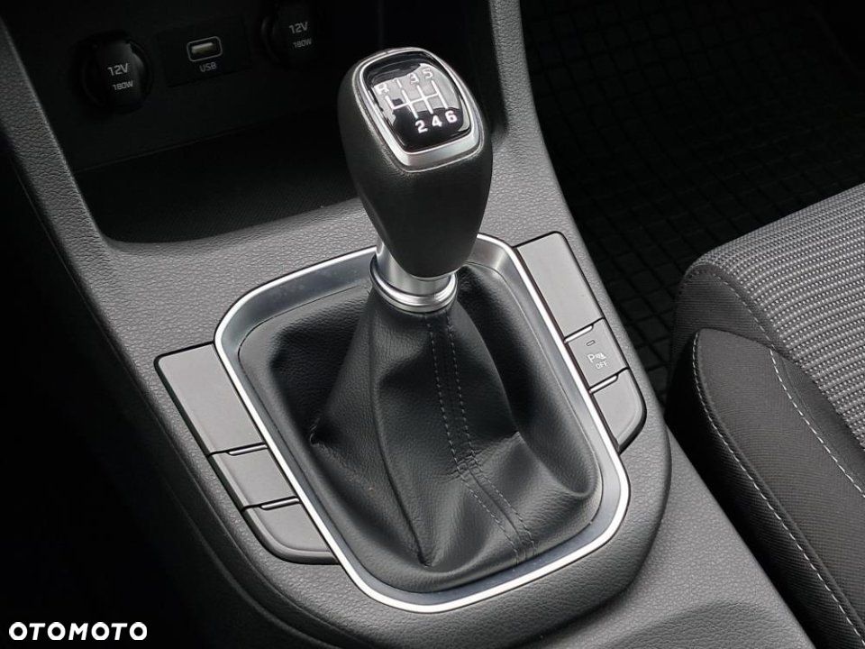 Hyundai i30 - 27
