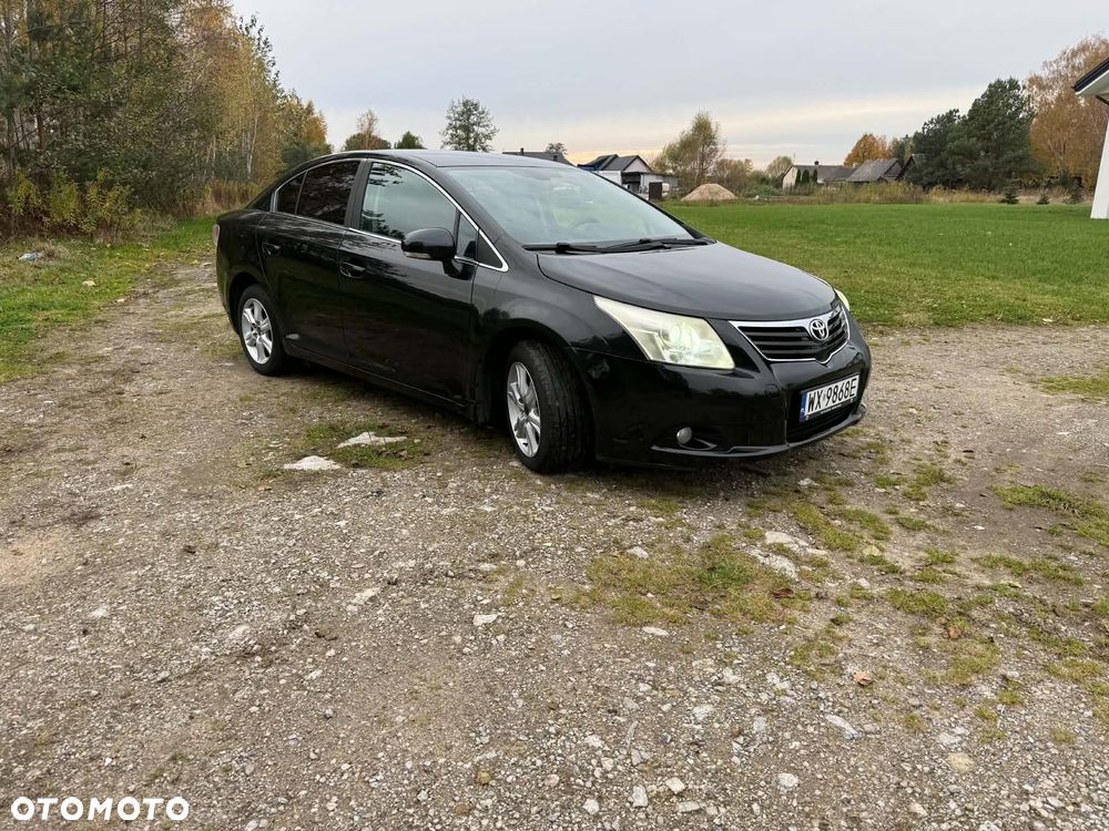 Toyota Avensis - 4