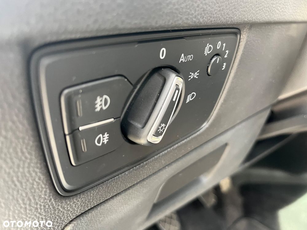 Volkswagen Passat - 21