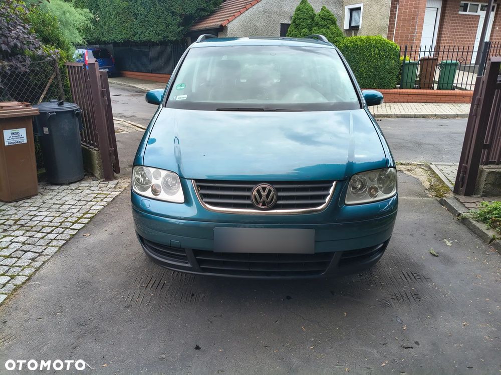 Volkswagen Touran 1.6 FSI Basis - 1