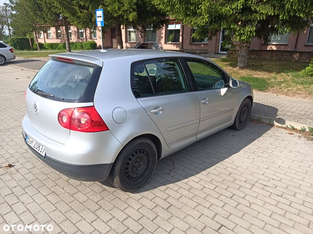 Volkswagen Golf - 4