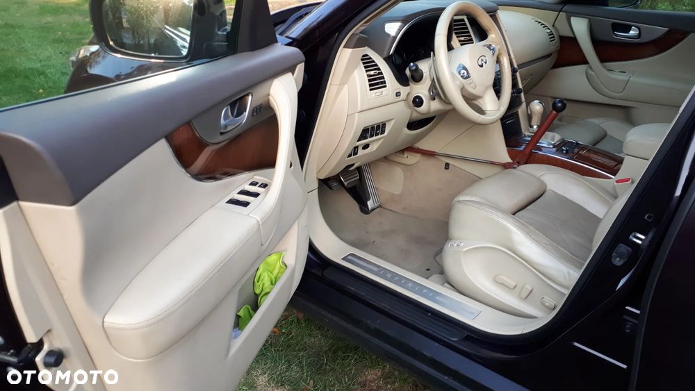Infiniti FX FX30d S Premium - 15