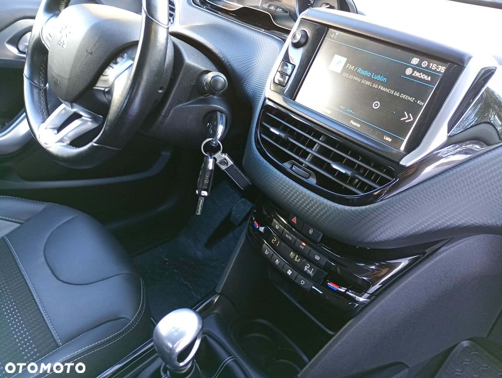 Peugeot 2008 1.5 BlueHDi Allure - 9