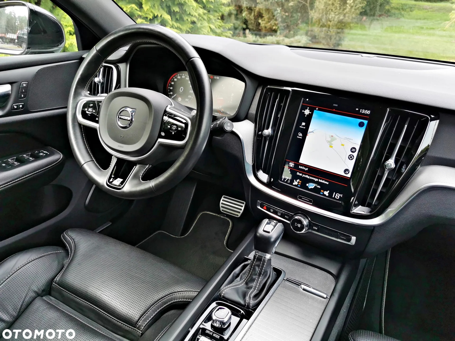 Volvo V60 D3 Geartronic R-Design - 17