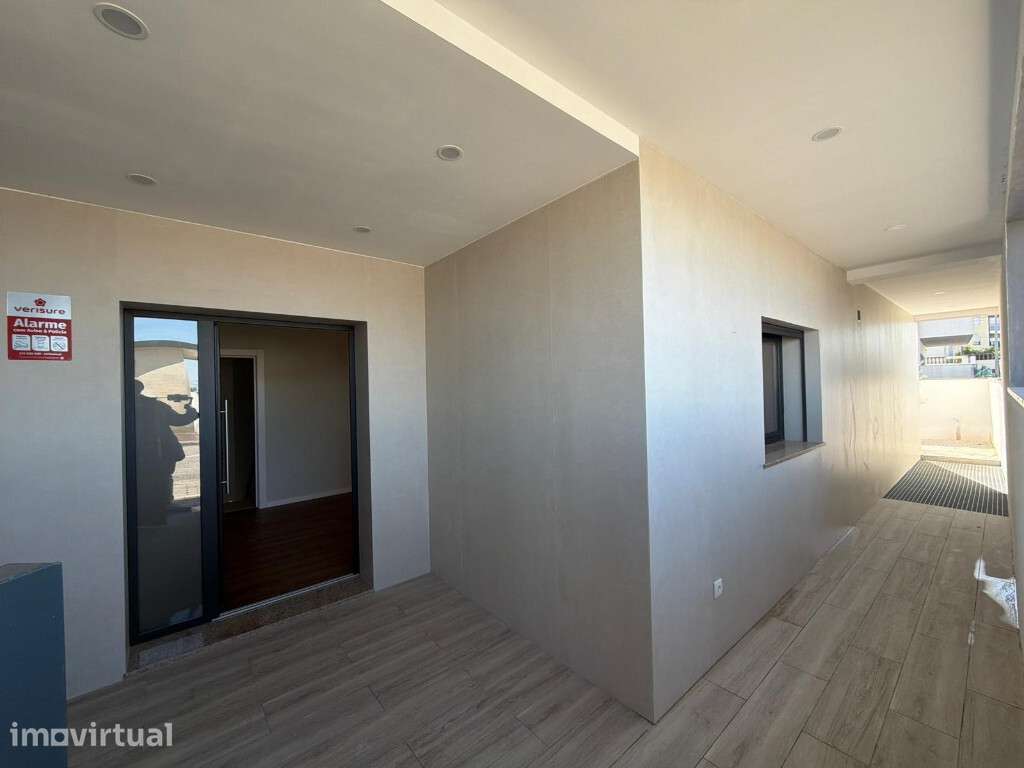 Moradia Isolada M5 com garagem , Quinta Lomba - Grande imagem: 4/34