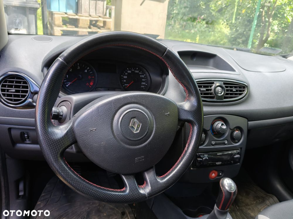 Renault Clio - 5