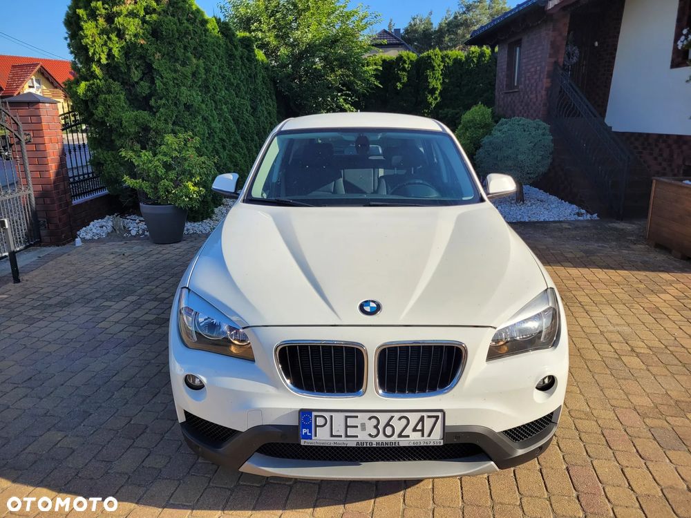 BMW X1 sDrive20d EfficientDynamics - 4