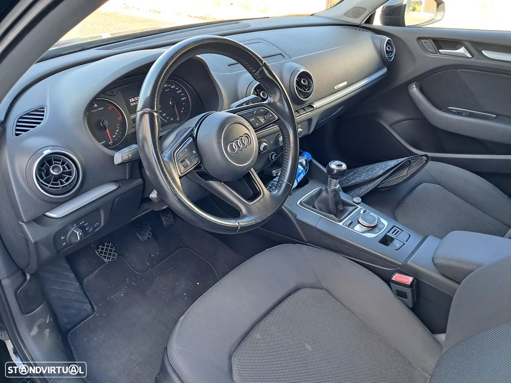 Audi A3 Limousine 1.6 TDI - 4