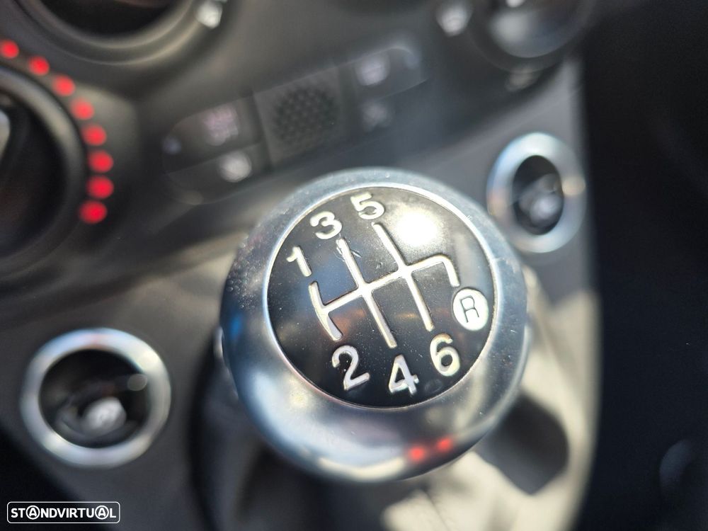 Fiat 500C 1.0 Hybrid Sport - 24