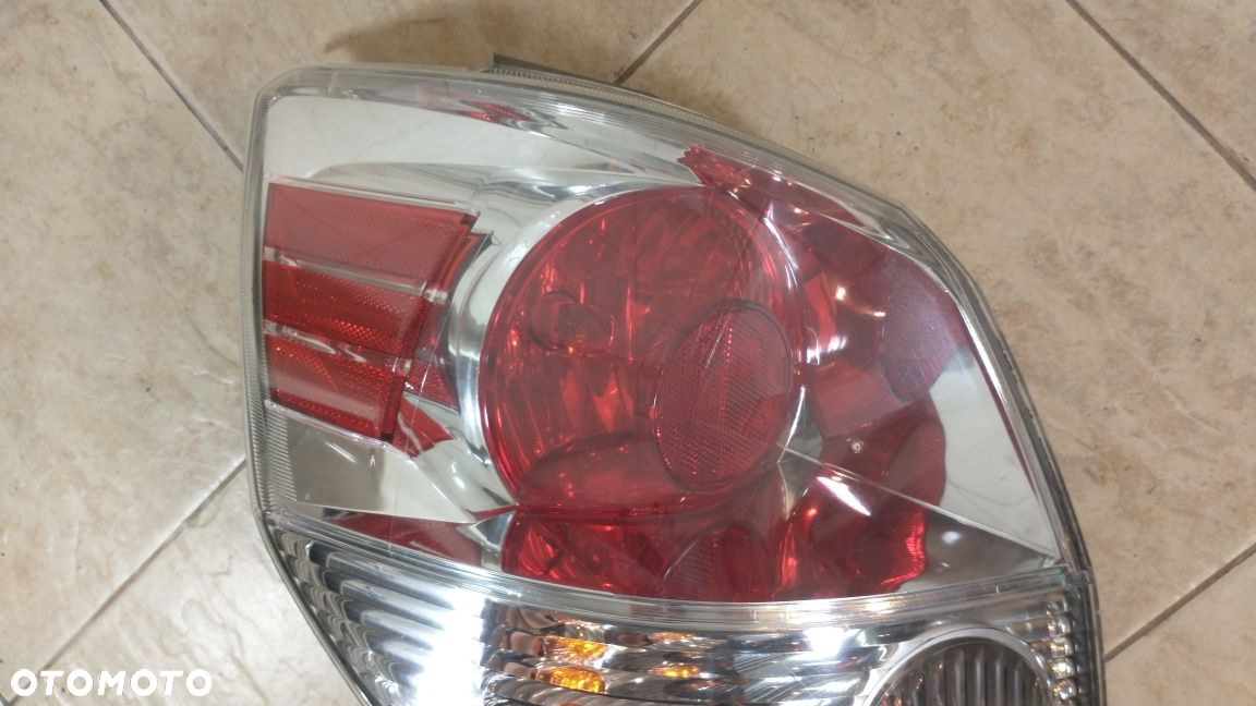 Toyota Matrix lampa lewa tył XR wysyłka - 3