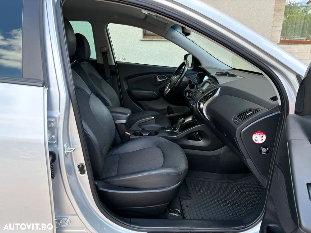 Hyundai ix35 2.0 CRDI 4WD Automatik Trend - 12