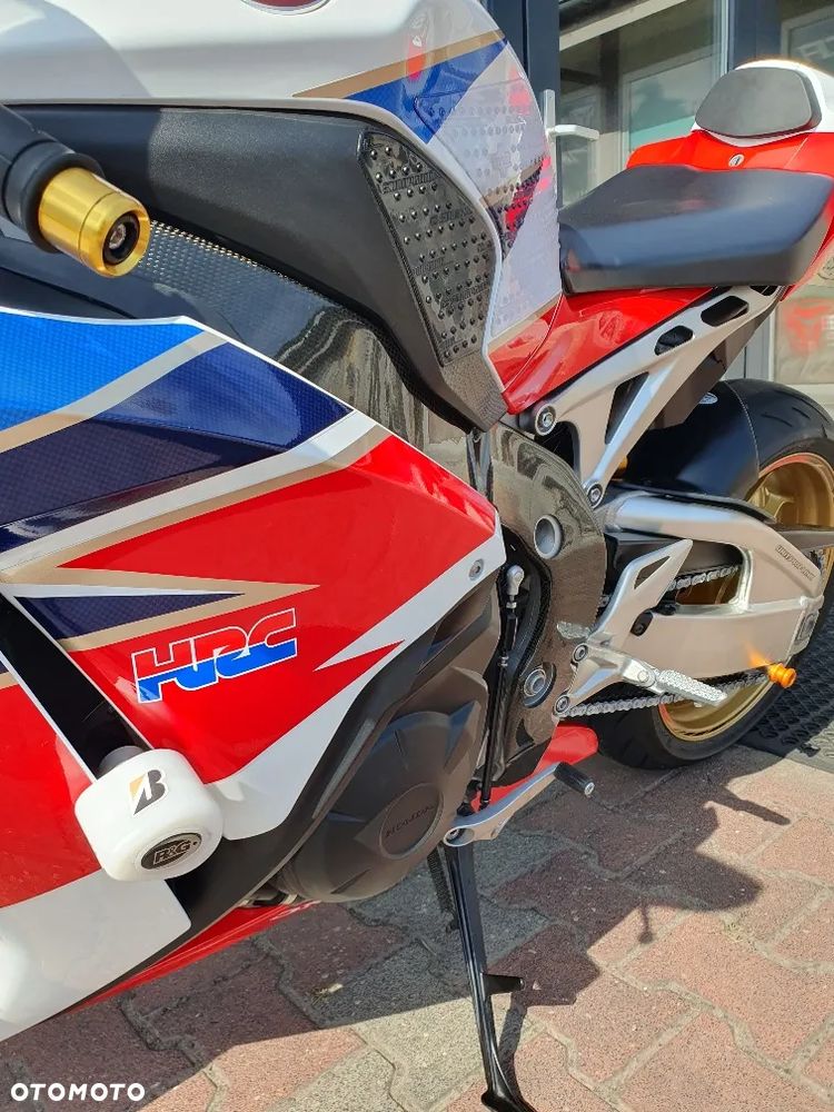 Honda CBR - 8