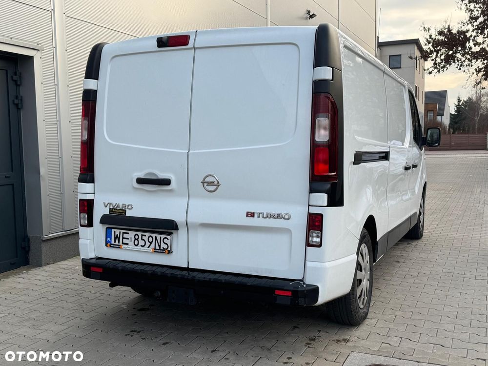 Opel Vivaro - 5