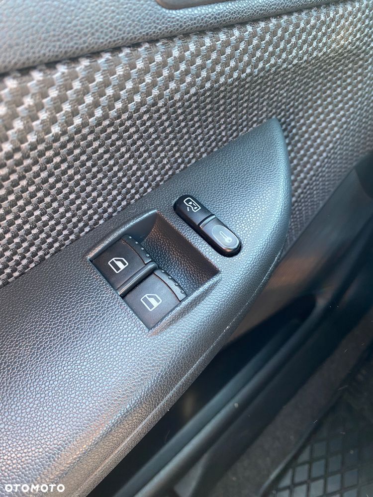 Skoda Fabia 1.4 16V Ambiente - 19