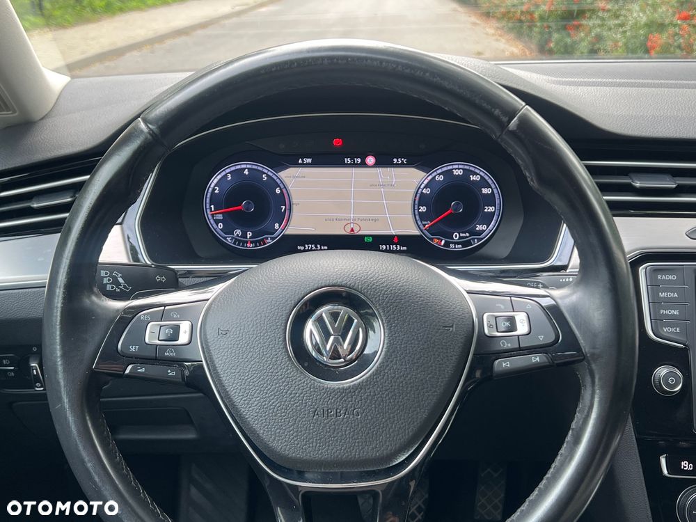 Volkswagen Passat 1.8 TSI BMT Highline DSG - 8