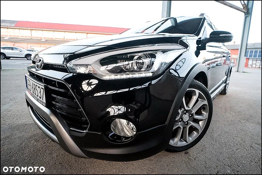 Hyundai i20 blue 1.0 T-GDI Active YES Plus - 3