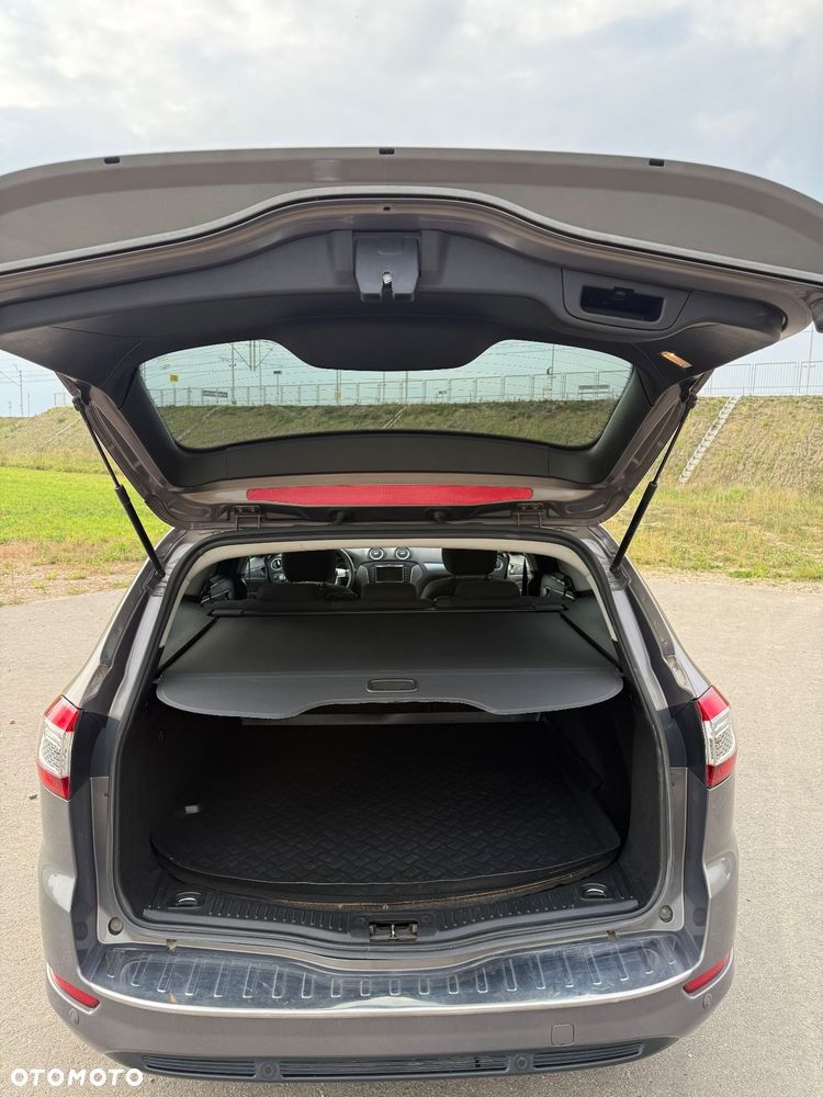 Ford Mondeo 2.0 TDCi Titanium - 9