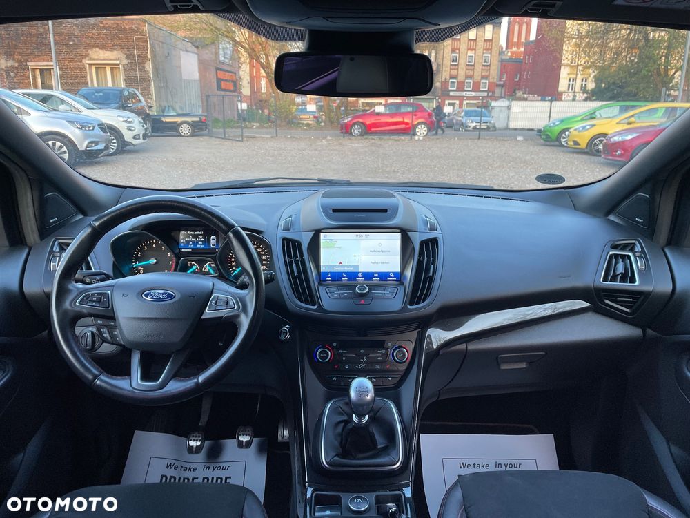 Ford Kuga 1.5 EcoBoost 2x4 ST-Line - 21