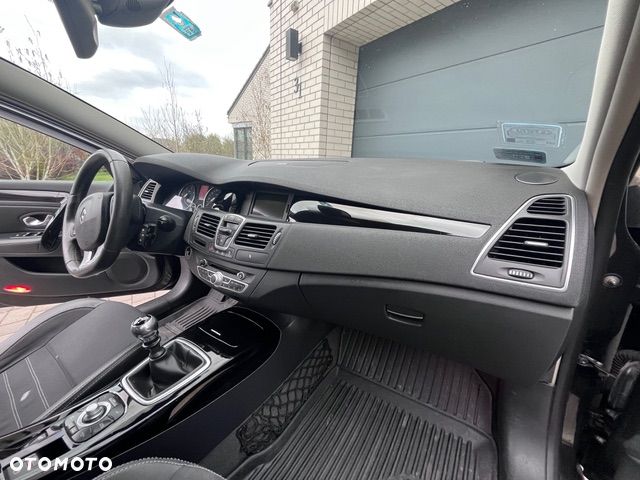 Renault Laguna 2.0 dCi Bose Edition - 32