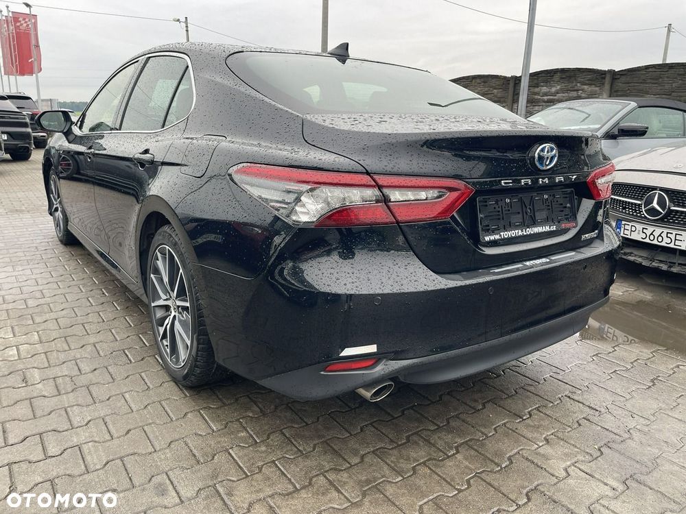 Toyota Camry 2.5 Hybrid Comfort CVT - 3